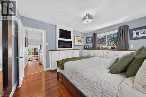 8399 Dickenson Road E, Mount Hope, ON - Indoor Photo Showing Bedroom