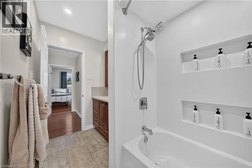8399 Dickenson Road E, Mount Hope, ON - Indoor Photo Showing Bathroom