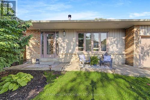 curb appeal & porch - 117 Clappison Boulevard, Toronto, ON - Outdoor