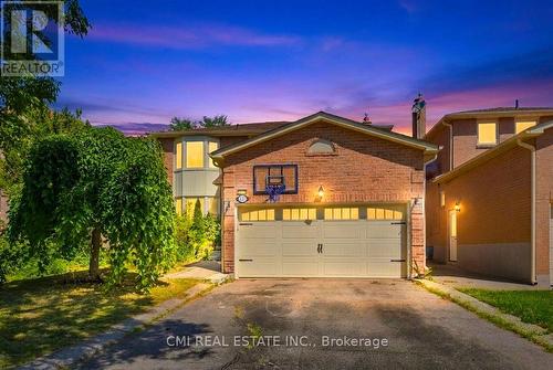 127 O'CONNOR CRESCENT  Richmond Hill, ON L4C 7R7