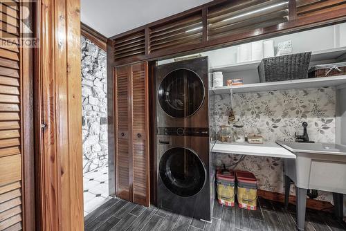 264 Macintyre Rd, Sault Ste. Marie, ON - Indoor Photo Showing Laundry Room