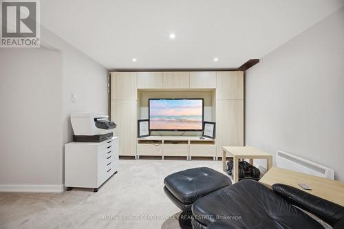 10 Gladstone Square, Brampton, ON - Indoor