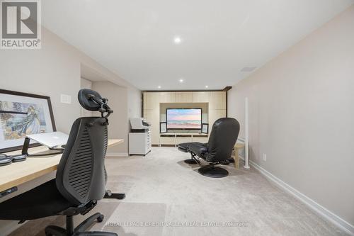 10 Gladstone Square, Brampton, ON - Indoor