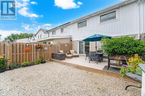 10 Gladstone Square, Brampton, ON - Outdoor With Exterior