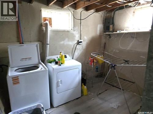1939 Quebec Street, Regina, SK - Indoor Photo Showing Laundry Room
