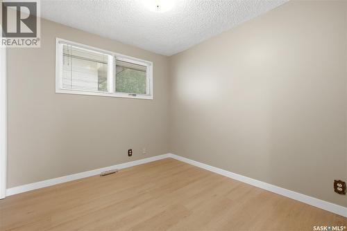 39 Hayes Crescent, Regina, SK - Indoor Photo Showing Other Room