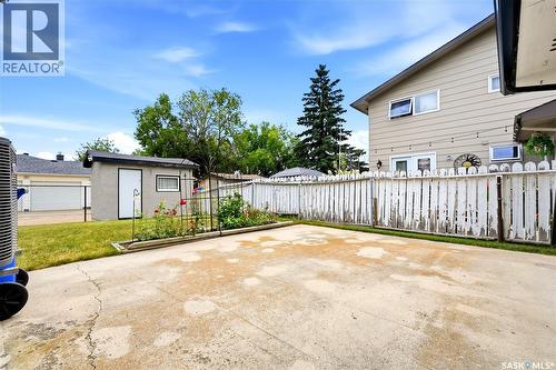 39 Hayes Crescent, Regina, SK - Outdoor