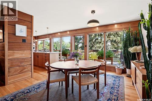 727 Tobin Terrace, Saskatoon, SK - Indoor Photo Showing Dining Room
