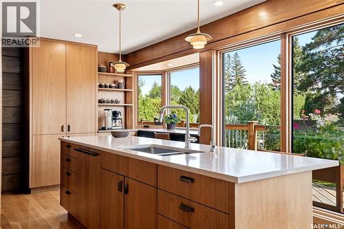 727 Tobin Terrace, Saskatoon, SK - Indoor Photo Showing Kitchen With Double Sink