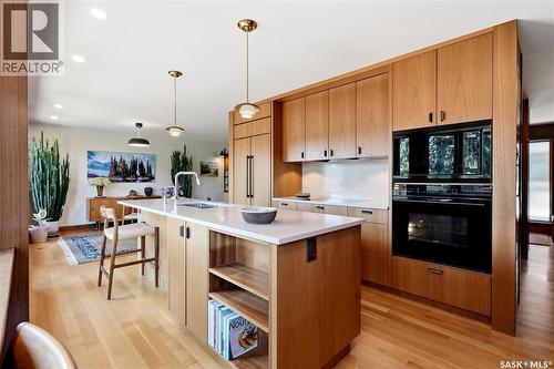 727 Tobin Terrace, Saskatoon, SK - Indoor Photo Showing Kitchen