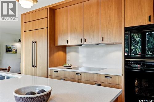 727 Tobin Terrace, Saskatoon, SK - Indoor Photo Showing Kitchen