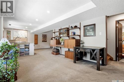 727 Tobin Terrace, Saskatoon, SK - Indoor