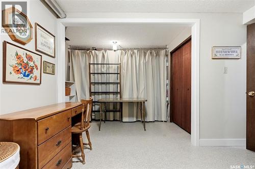727 Tobin Terrace, Saskatoon, SK - Indoor