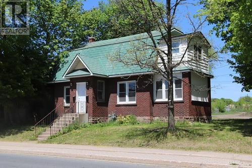 344 Wellington ST E  Sault Ste. Marie, ON P6A 2L9