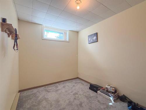 604 3Rd Avenue, Reston, MB - Indoor