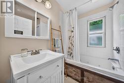 4pc Bathroom - 