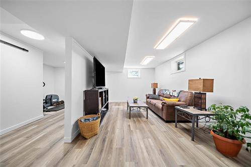 202 Second Street E, Landmark, MB - Indoor