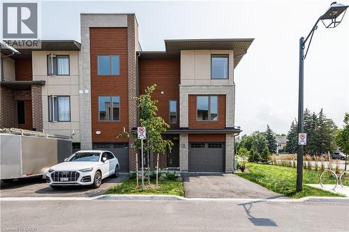 5 WINTERS Crescent  Collingwood, ON L9Y 5T1