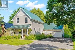 6215 ABBOTT STREET W Ottawa, ON K2S 0B4