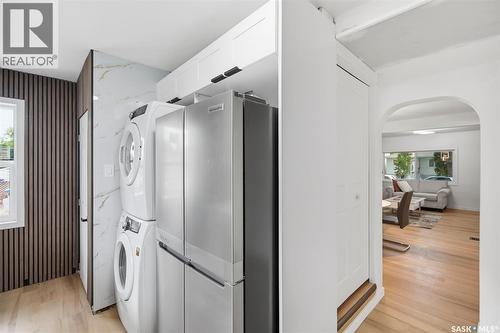 1310 B Avenue N, Saskatoon, SK - Indoor Photo Showing Laundry Room
