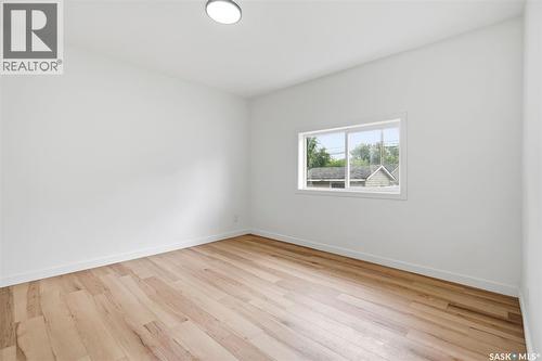 1310 B Avenue N, Saskatoon, SK - Indoor Photo Showing Other Room