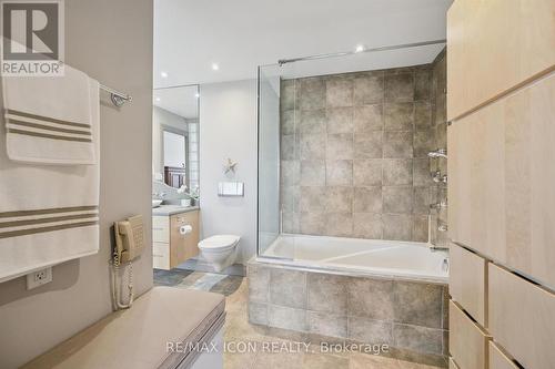 329 - 36 Hayhurst Road, Brantford, ON - Indoor Photo Showing Bathroom