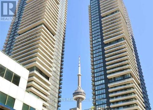 2503 - 125 BLUE JAYS WAY  Toronto, ON M5V 0N5
