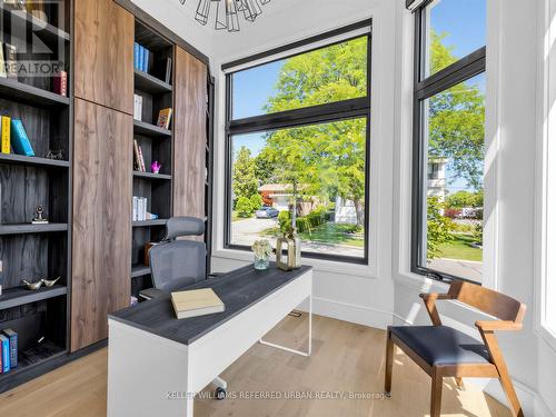 35 Lloydminster Crescent, Toronto, ON - Indoor Photo Showing Office