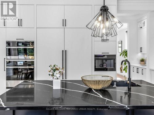 35 Lloydminster Crescent, Toronto, ON - Indoor Photo Showing Kitchen
