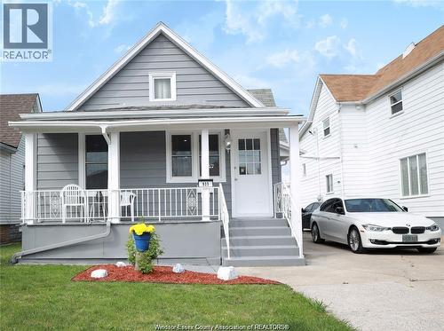 935 LANGLOIS AVENUE Unit# LOWER , Windsor, Ontario N9A 2H2 3