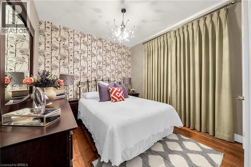 12 Ellington Place, Brantford, ON - Indoor Photo Showing Bedroom