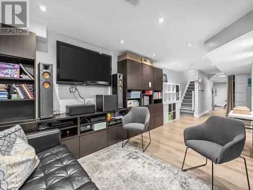 6122 Coxswain Crescent, Mississauga, ON - Indoor Photo Showing Other Room
