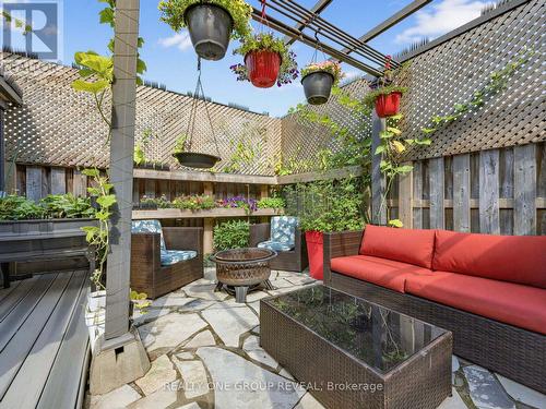 6122 Coxswain Crescent, Mississauga, ON - Outdoor With Deck Patio Veranda