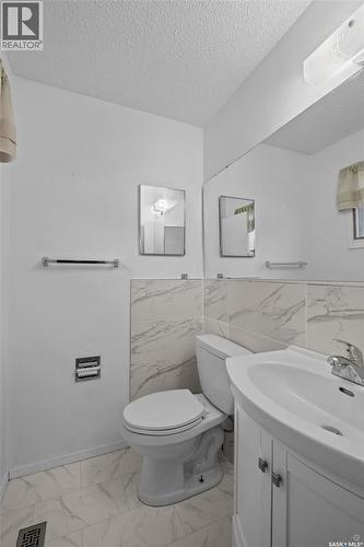 1338 Lacroix Crescent, Prince Albert, SK - Indoor Photo Showing Bathroom