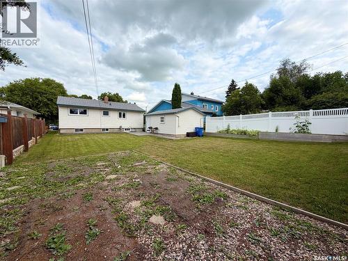 206 Third Avenue S, Yorkton, SK - Outdoor