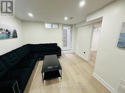 35 Silver Aspen Crescent, Kitchener, ON - Indoor Photo Showing Basement