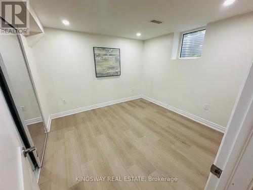 35 Silver Aspen Crescent, Kitchener, ON - Indoor Photo Showing Other Room