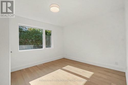 2238 Utah Street, Ottawa, ON - Indoor Photo Showing Other Room