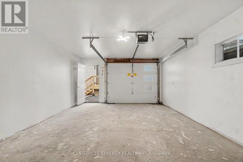 2238 Utah Street, Ottawa, ON - Indoor Photo Showing Garage