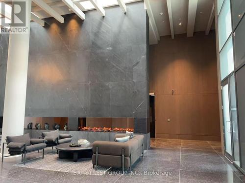 4208 - 28 Interchange Way, Vaughan, ON - Indoor Photo Showing Other Room