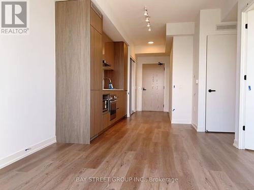 4208 - 28 Interchange Way, Vaughan, ON - Indoor Photo Showing Other Room