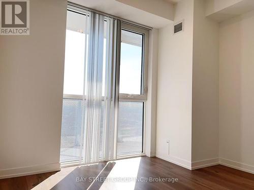 4208 - 28 Interchange Way, Vaughan, ON - Indoor Photo Showing Other Room