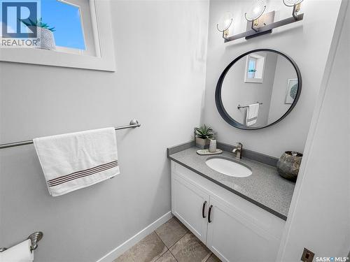 1231 Pringle Way, Saskatoon, SK - Indoor Photo Showing Bathroom