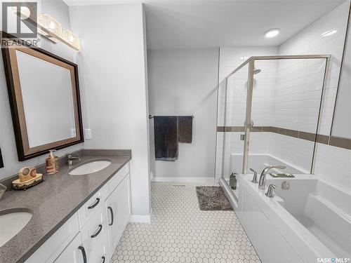 1231 Pringle Way, Saskatoon, SK - Indoor Photo Showing Bathroom