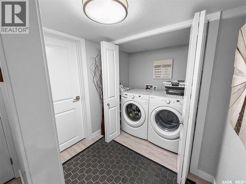 1231 Pringle Way, Saskatoon, SK - Indoor Photo Showing Laundry Room