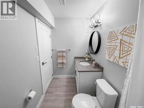 1231 Pringle Way, Saskatoon, SK - Indoor Photo Showing Bathroom