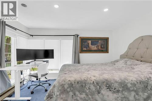 1356 Oak Lane, Mississauga, ON - Indoor Photo Showing Bedroom