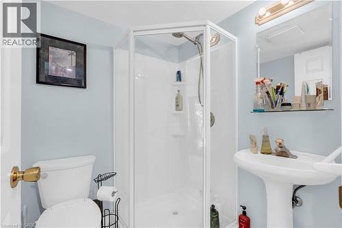 1356 Oak Lane, Mississauga, ON - Indoor Photo Showing Bathroom