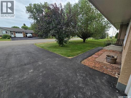 171 Lowestoft Street, Grayson, SK - Outdoor