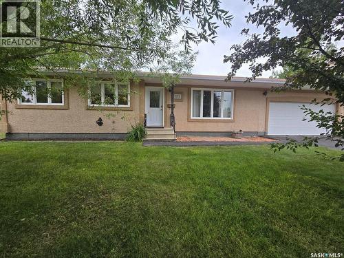 171 Lowestoft Street, Grayson, SK - Outdoor